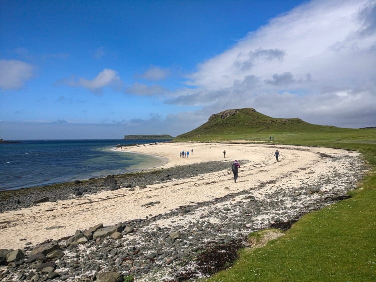 Sonntag, 2. 6. - Skye: Neist Point, Coral Beach, Inverlael