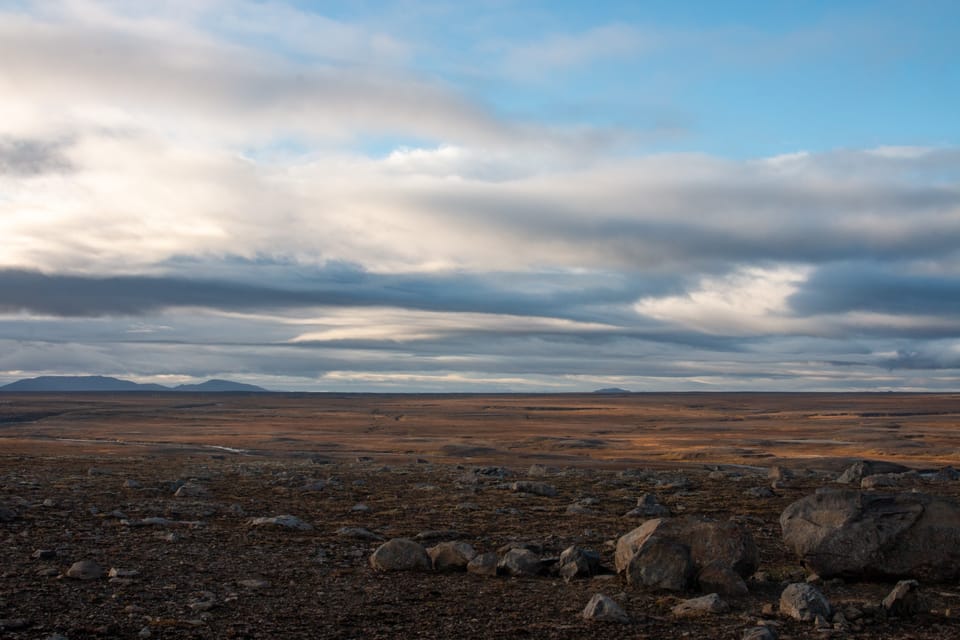 Donnerstag ,14. 9. - Hellisheidi, Fallwinde, Egilsstadir, Hengifoss, Laugafell, Karahnjukar-Stausee