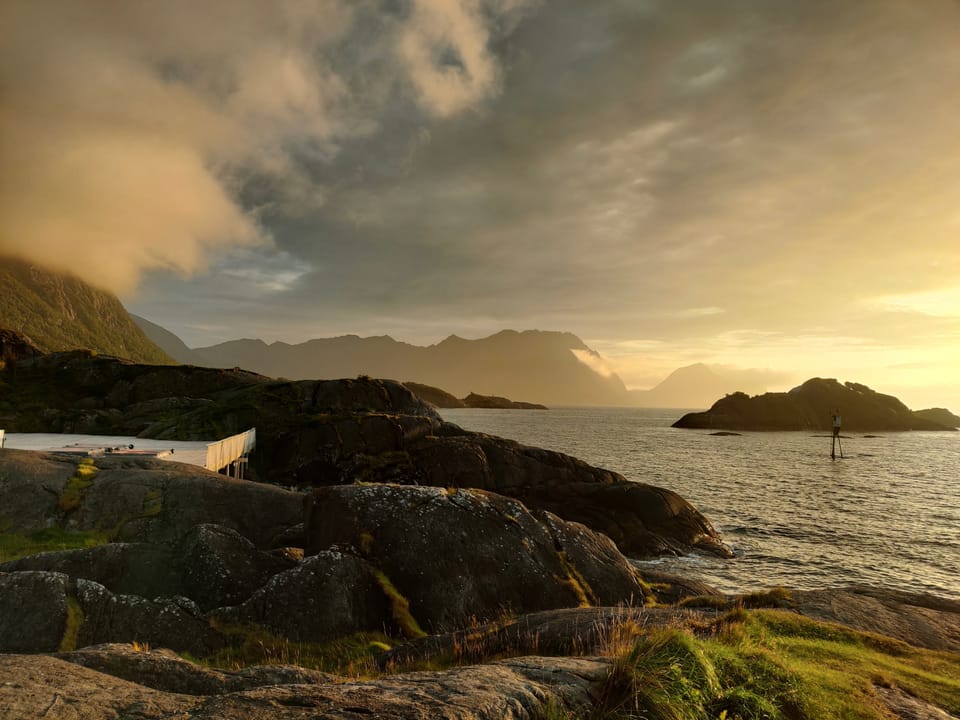 Sonntag, 1. 9. - Überfahrt nach Senja, Hochland, Anderdalen, Hamn